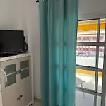 4-room House Americas, Vistas *