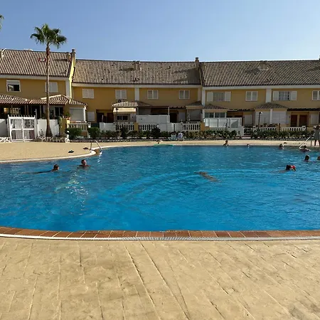 4-room House Americas, Vistas *