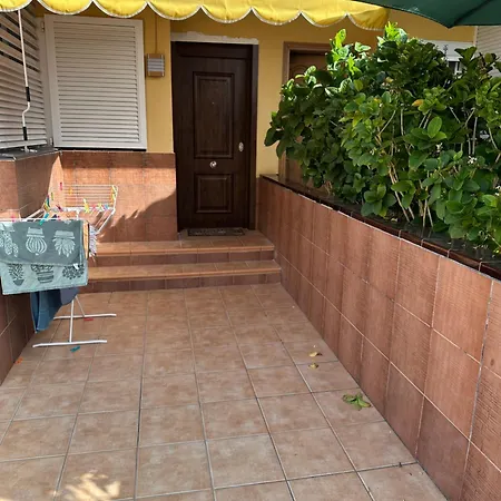 4-room House Americas, Vistas 美洲海滩
